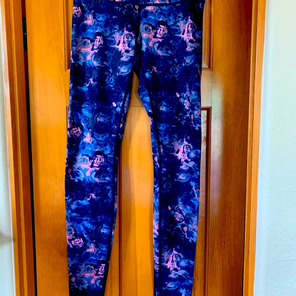 Lululemon 7/8 leggings size 6